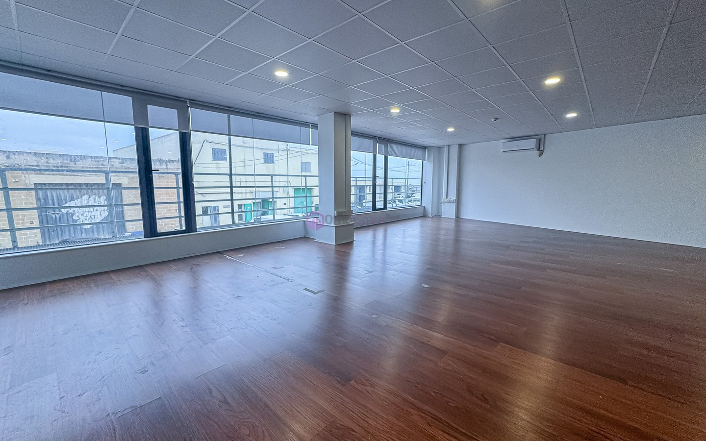 Office in Gudja To Let