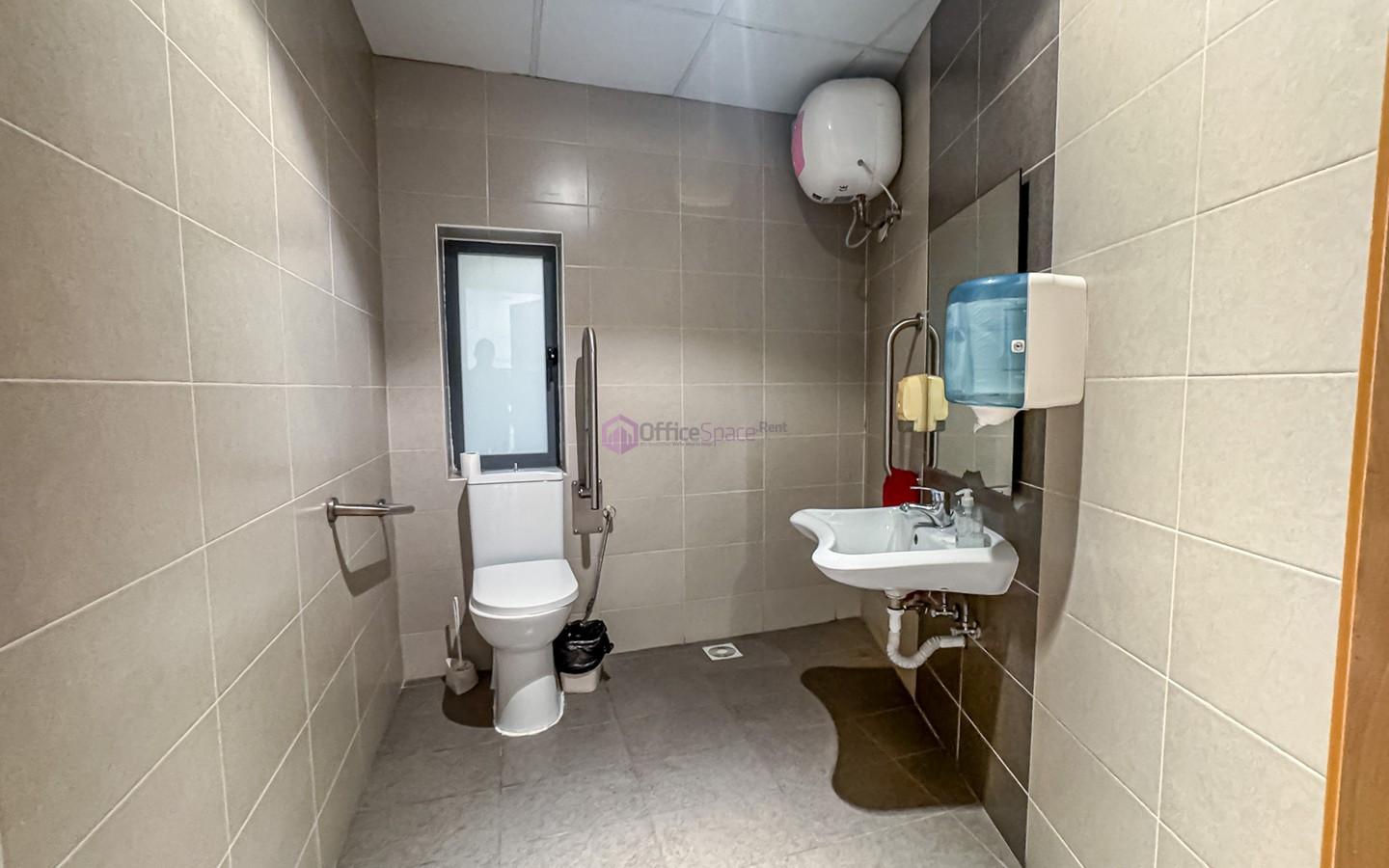 Office in Gudja To Let