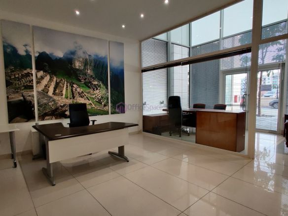 Prominent Seafront Office ta Xbiex