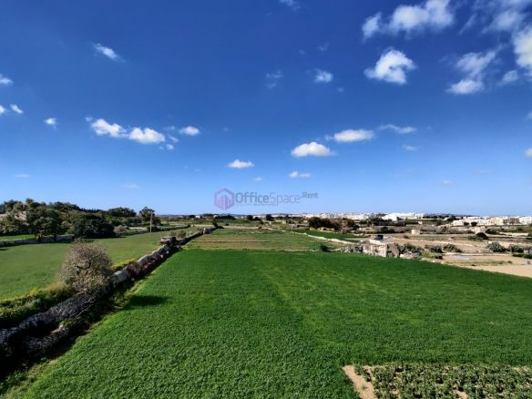 Handaq Commercial Block To Let