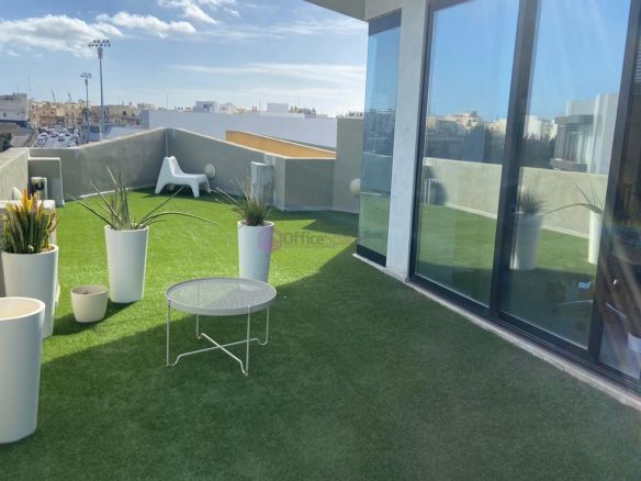 Penthouse Office Malta To let
