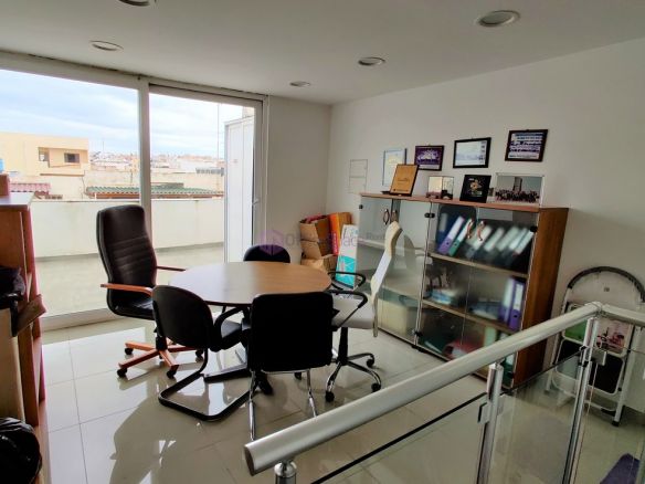 Mosta Commercial Building To Let