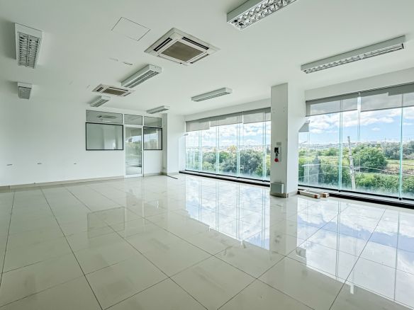 Mriehel Corner Office For Lease