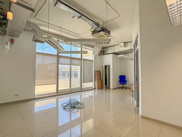 Small Office To Let Mriehel