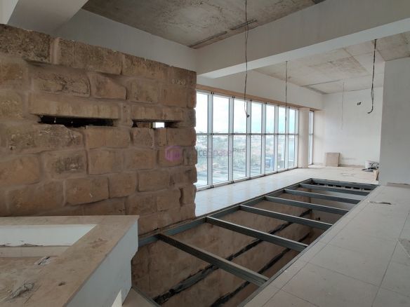 Stylish Office in San Gwann To let