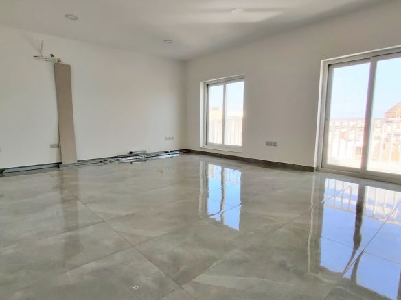 60sqm Penthouse Office in Mosta