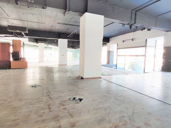 To Let Commercial Space Ta Xbiex