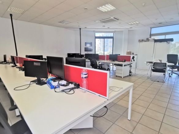 Prime Location Office in Malta To Let