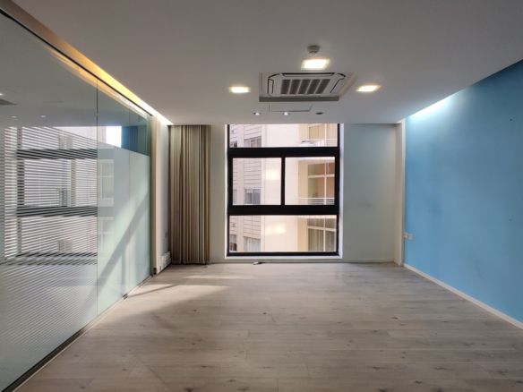 Modern 244sqm Office Sliema