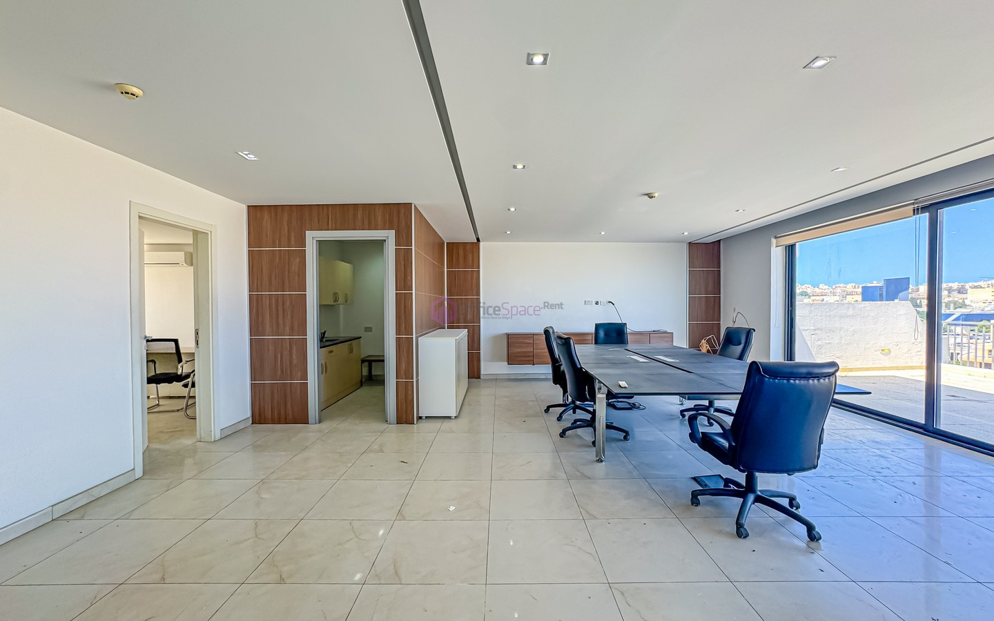 Penthouse Office in Malta Swatar