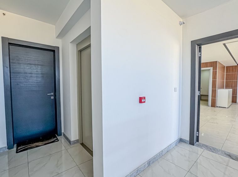 Penthouse Office in Malta Swatar