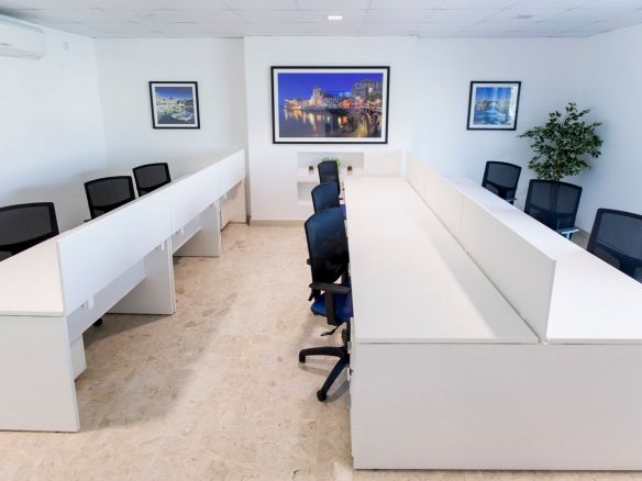 Furnished Seafront Office To Let