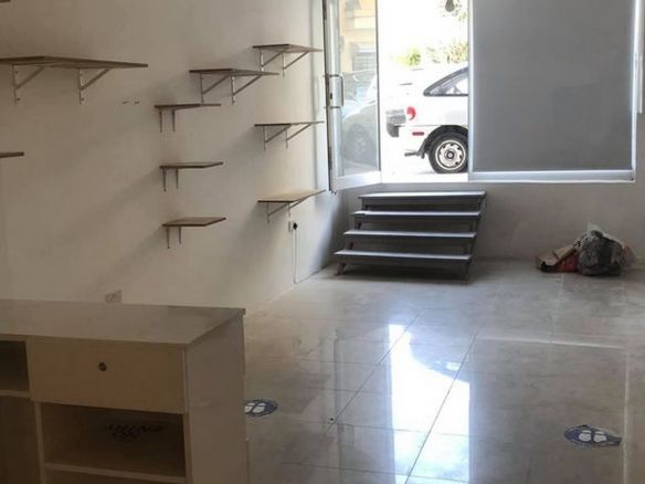 Small Commercial Space San Gwann