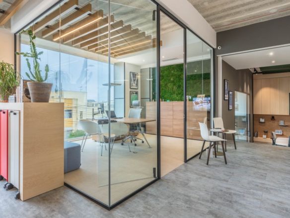 Office Block in St Julians To Let