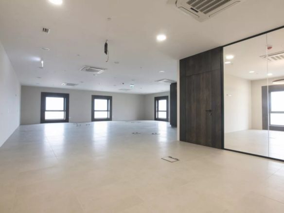 Business Centre Office St Julians