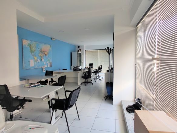 Office in Naxxar Open Plan