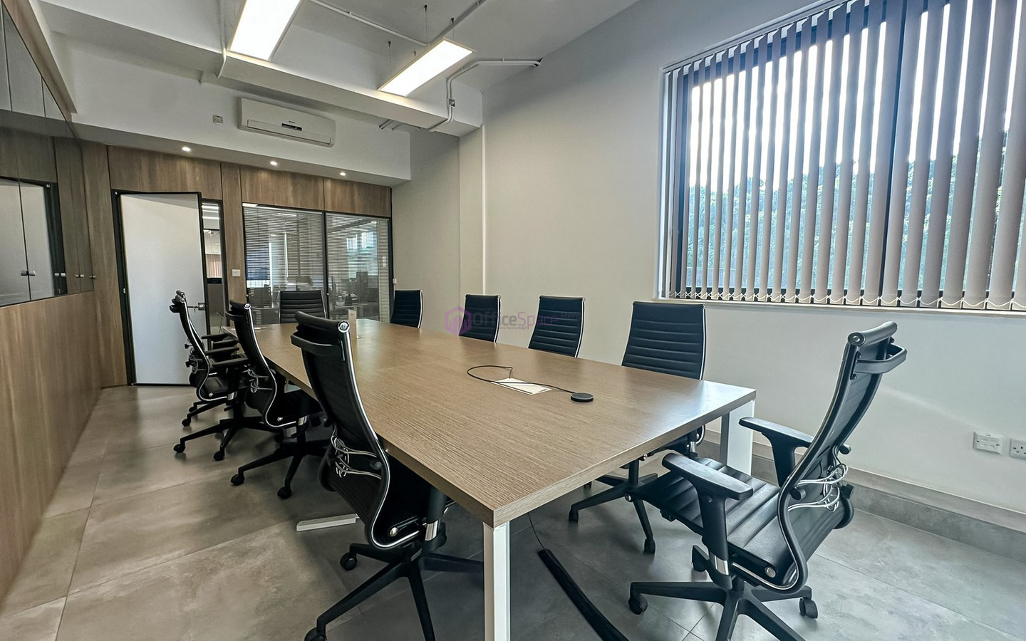 Rent Penthouse Office