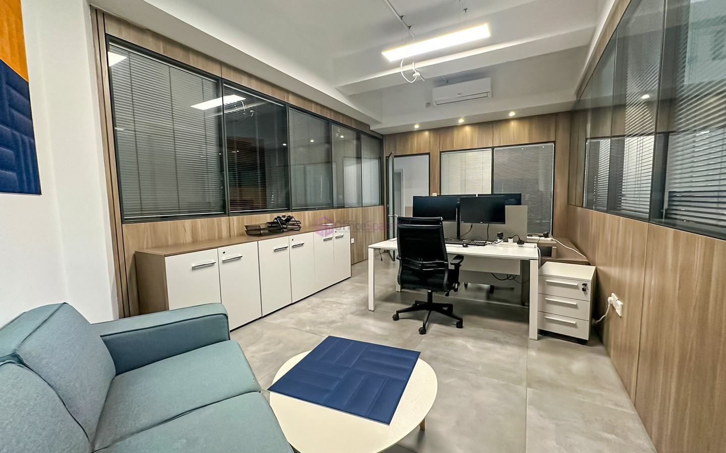 Rent Penthouse Office