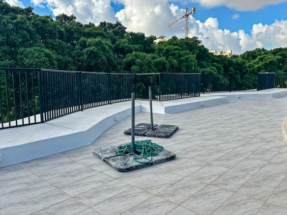 Rent Penthouse Office