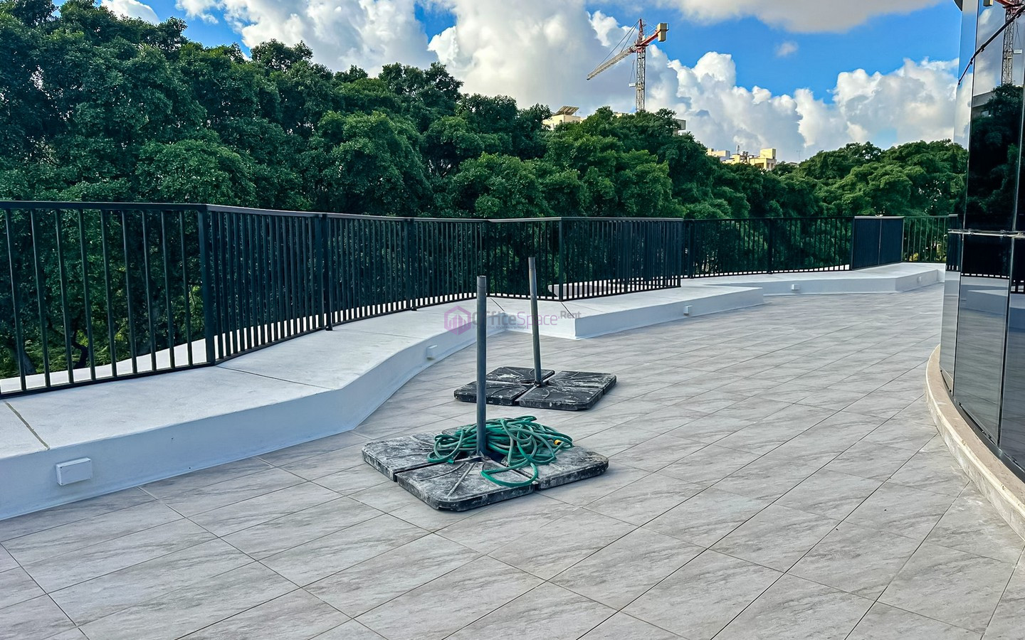 Rent Penthouse Office