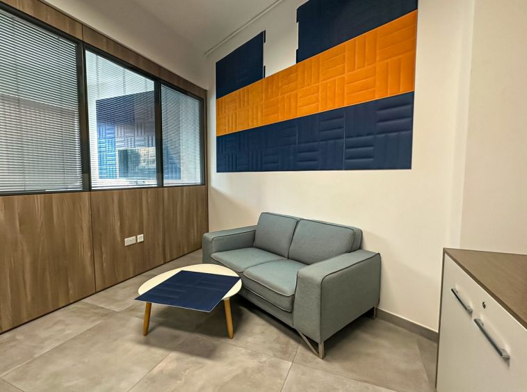 Rent Penthouse Office