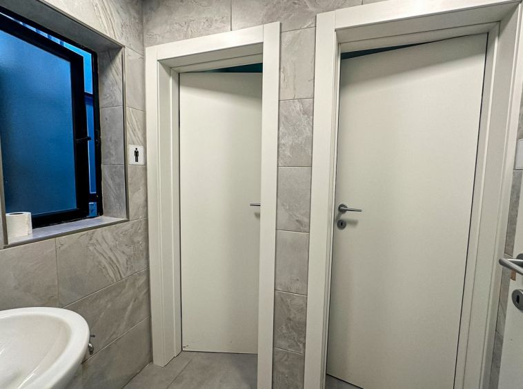 Rent Penthouse Office