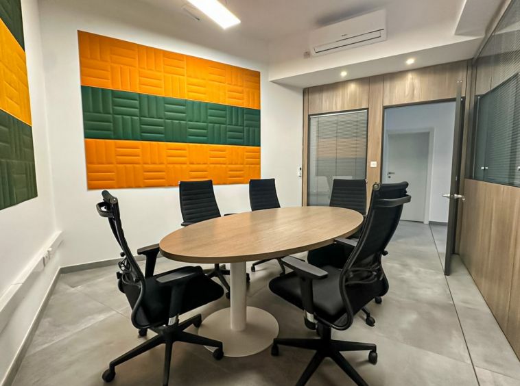 Rent Penthouse Office