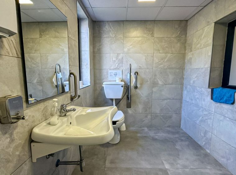 Rent Penthouse Office