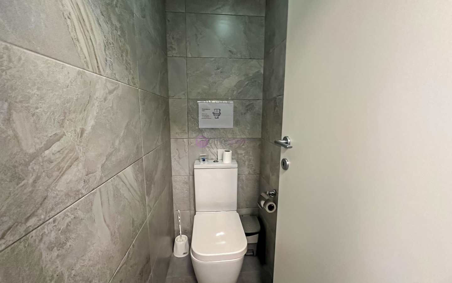 Rent Penthouse Office