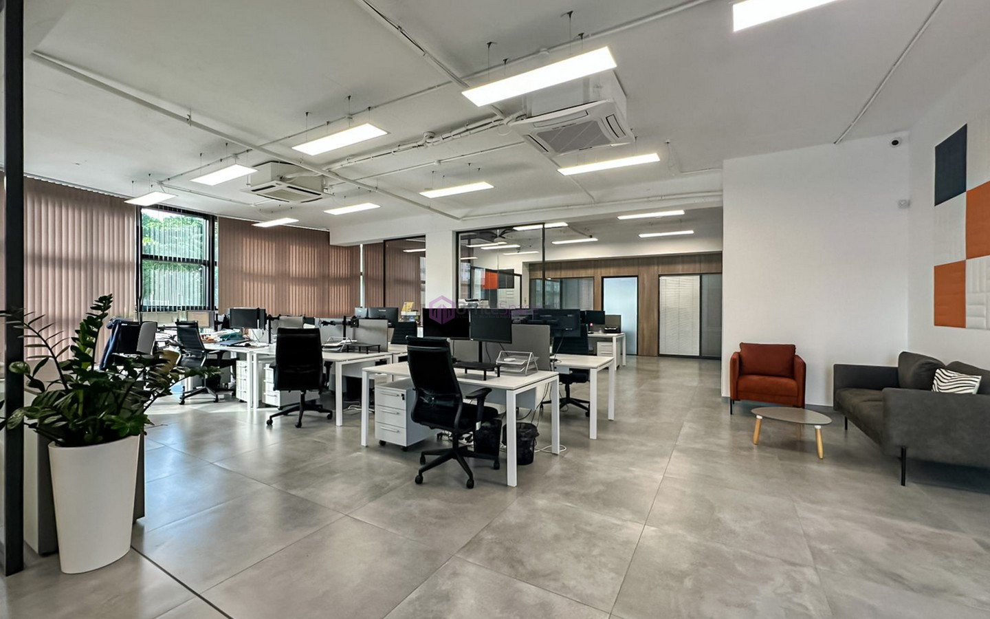 Rent Penthouse Office