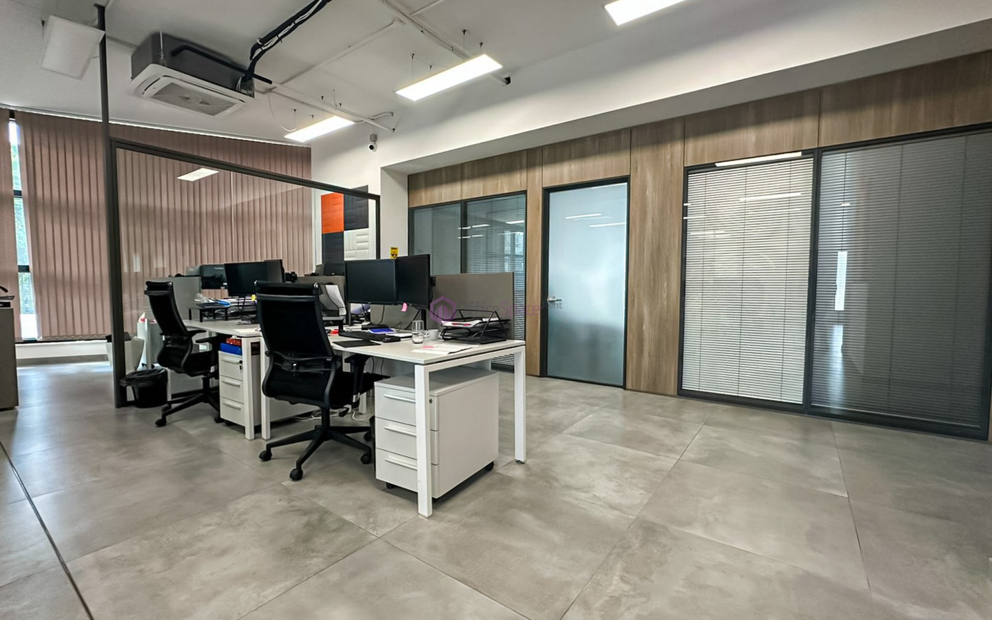 Rent Penthouse Office