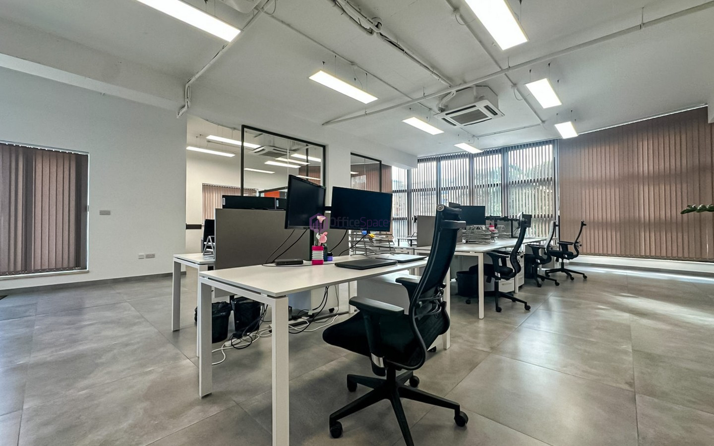 Rent Penthouse Office