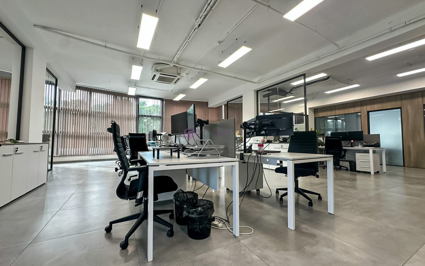 Rent Penthouse Office