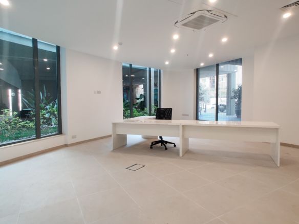 Prime Location Office in Balluta