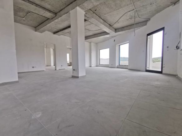 Mosta Commercial Space