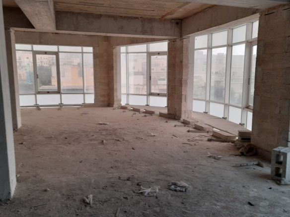 Office in Qormi To Let