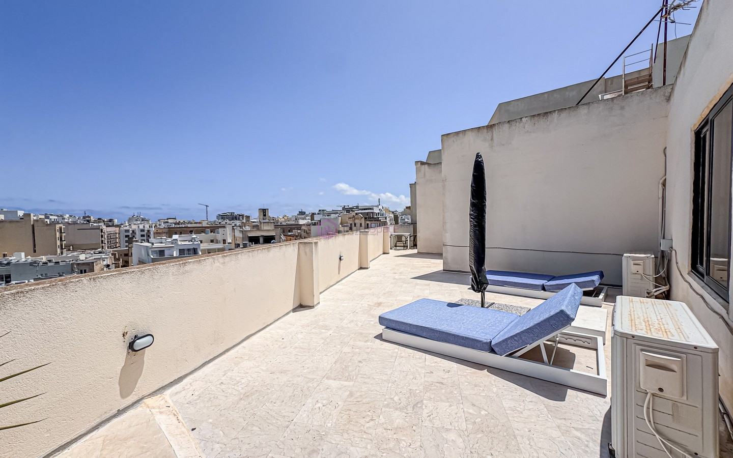 Penthouse Office in Sliema