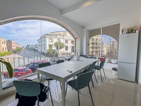 Office To Let Ibragg