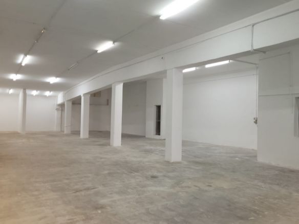 Warehouse in Qormi For Rent