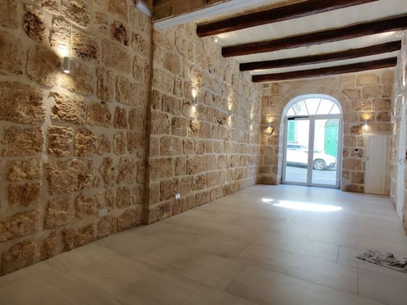 Ground Floor Office Mellieha To Let