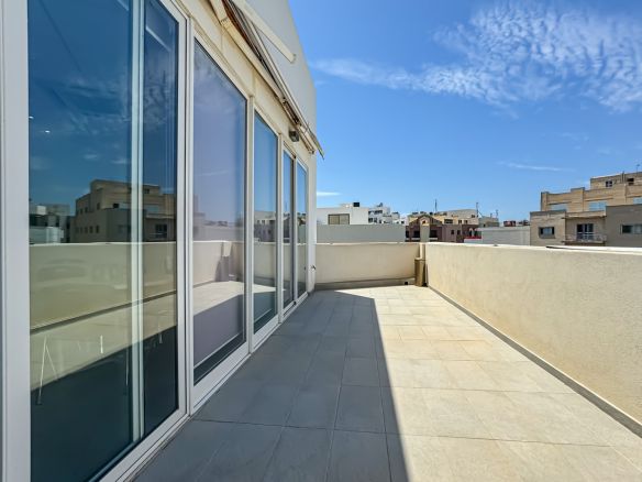 Rent Penthouse Sliema Office