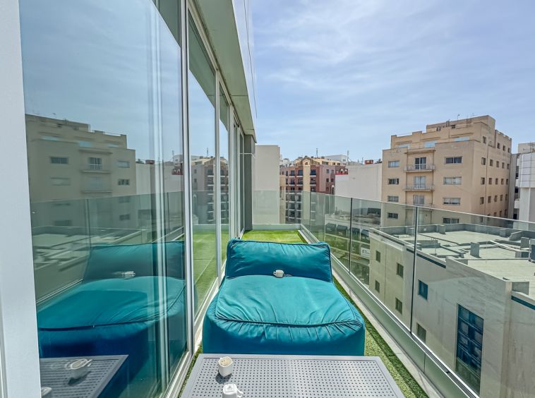 Modern Office Space To Let in Sliema