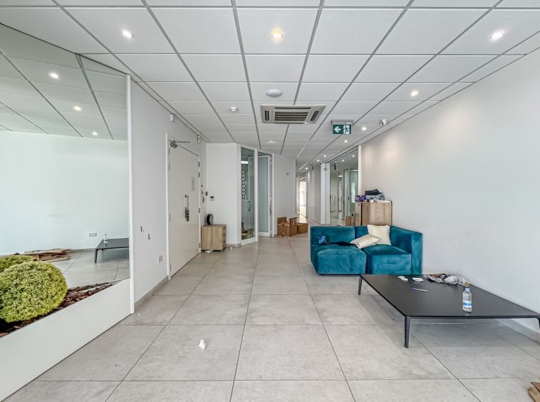 Modern Office Space To Let in Sliema