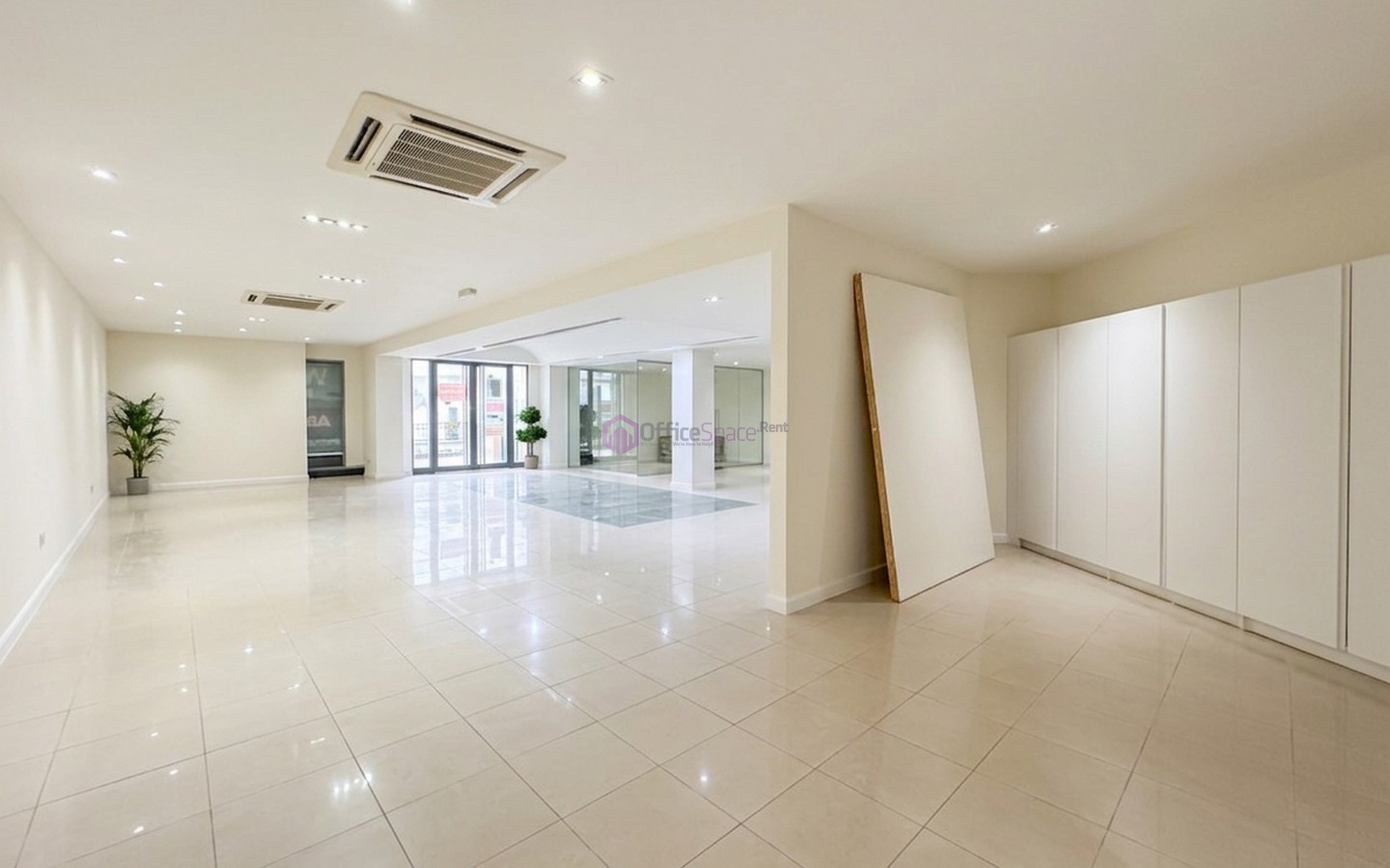 Iklin Prominent Commercial Premises