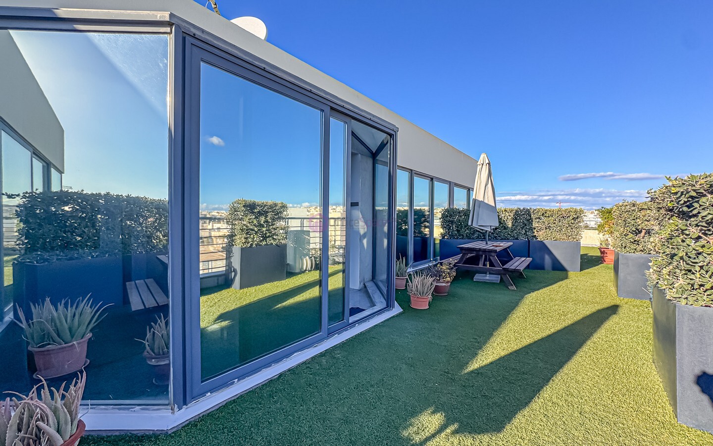 Modern Office Rental Mosta