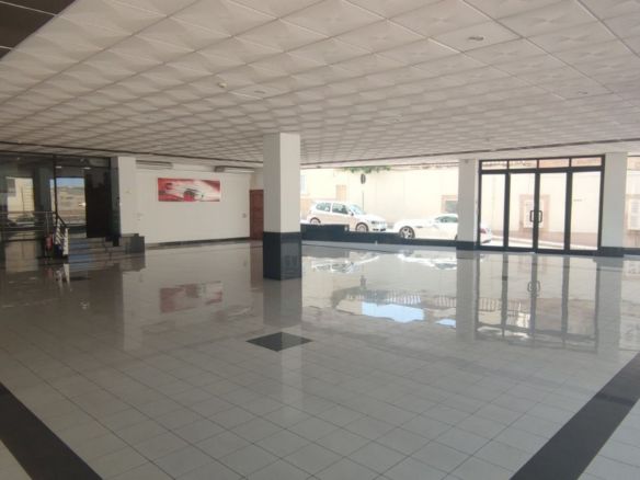 Prominent Burmarrad Commercial To Let