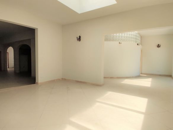 Zabbar Penthouse Office Space