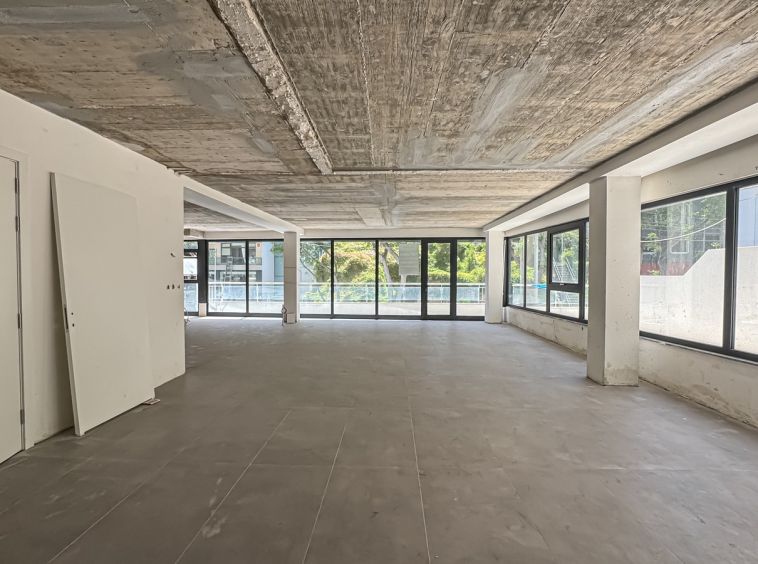 Well Lit Modern Offices To Let