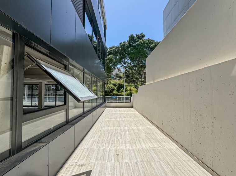 Well Lit Modern Offices To Let
