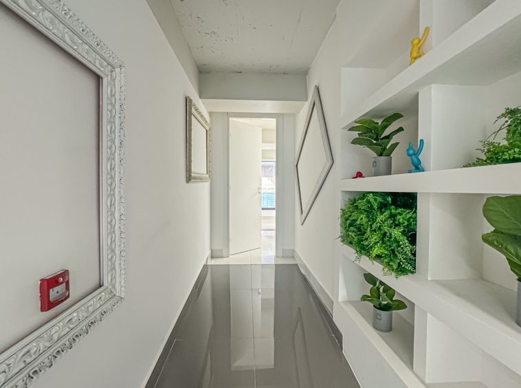 Modern Gzira Office To Let
